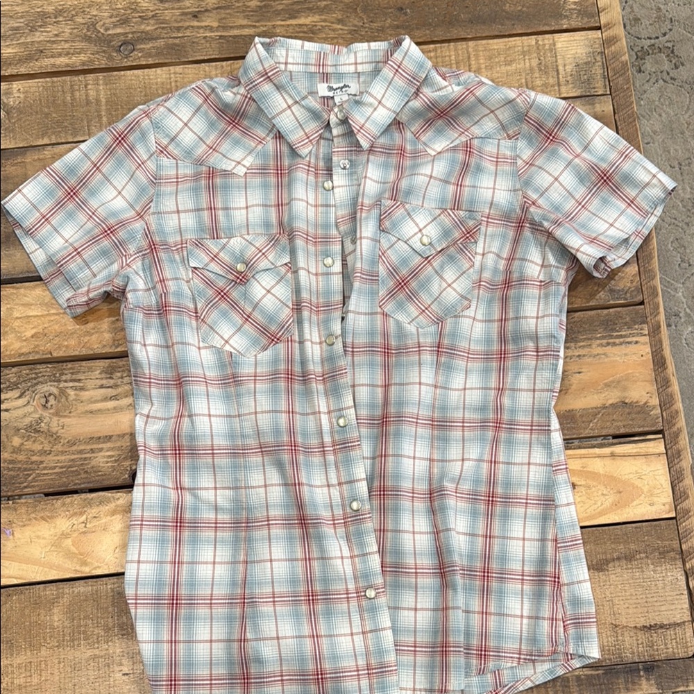 Women’s Short-Sleeve Plaid Button-Down Shirt - Light Blue & Red